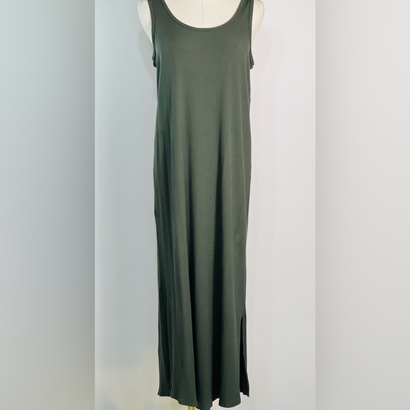 LOFT Dresses & Skirts - LOFT Olive Green Ribbed MIDI Sleeveless Tank Dress Size Medium